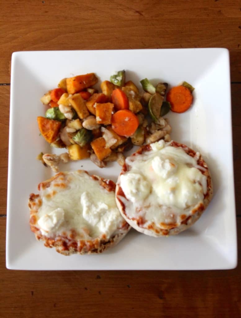 English Muffin Pizzas- a simple and healthy lunch or snack for college students! I like to have mine with fruit, veggies, or Greek yogurt on the side.