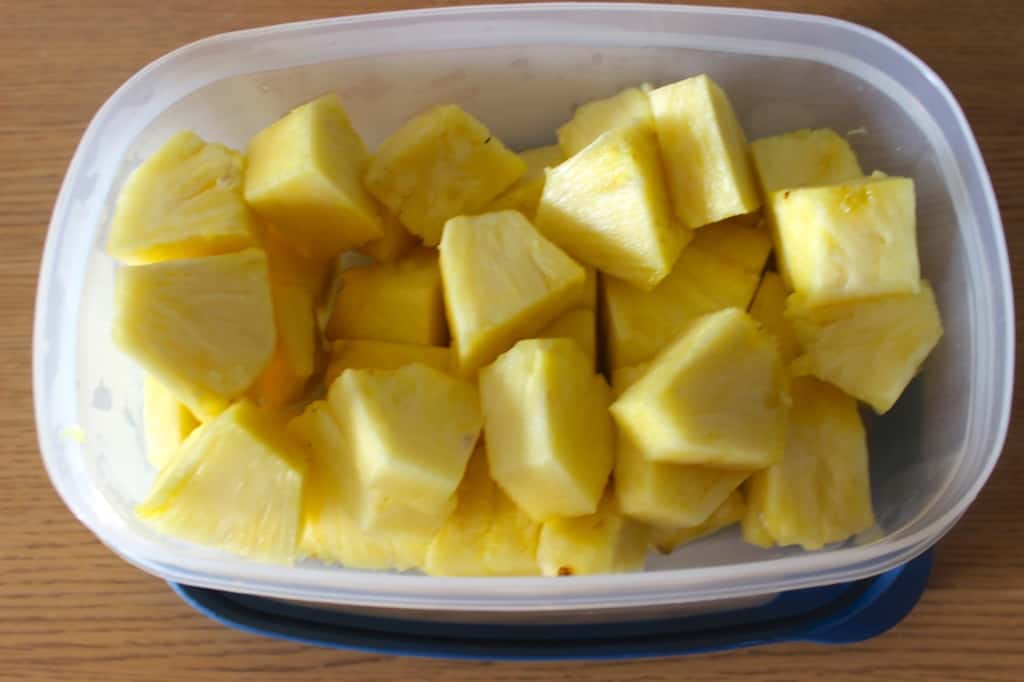 how to cut up a pineapple 