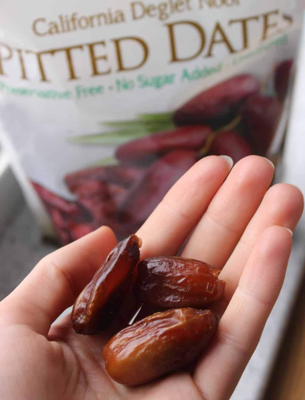 Healthy Snacks for Traveling + KIND Bar Giveaway