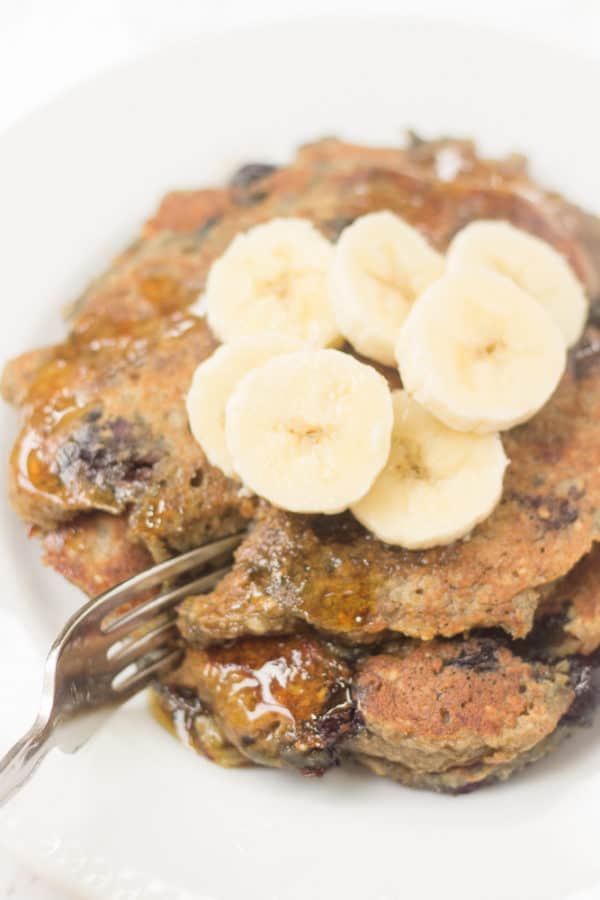 Blueberry Banana Oat Pancakes for One