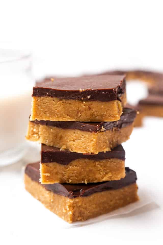Healthy 4Ingredient NoBake Chocolate Peanut Butter Bars Healthy Liv